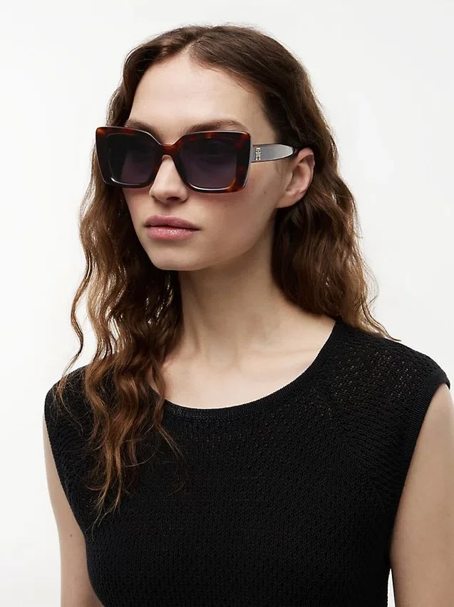 Bold Butterfly Frame Sunglasses Bold Butterfly Frame Sunglasses