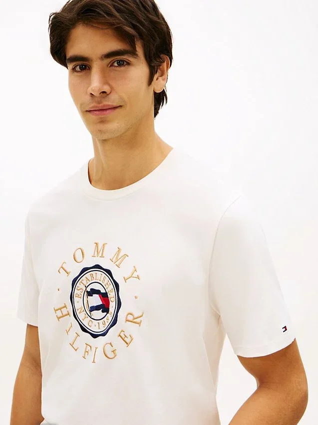 Circle Flag Logo T-Shirt Circle Flag Logo T-Shirt