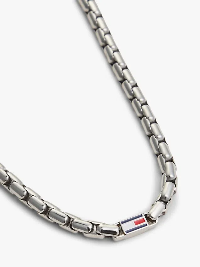 Flag Chain Link Necklace Flag Chain Link Necklace