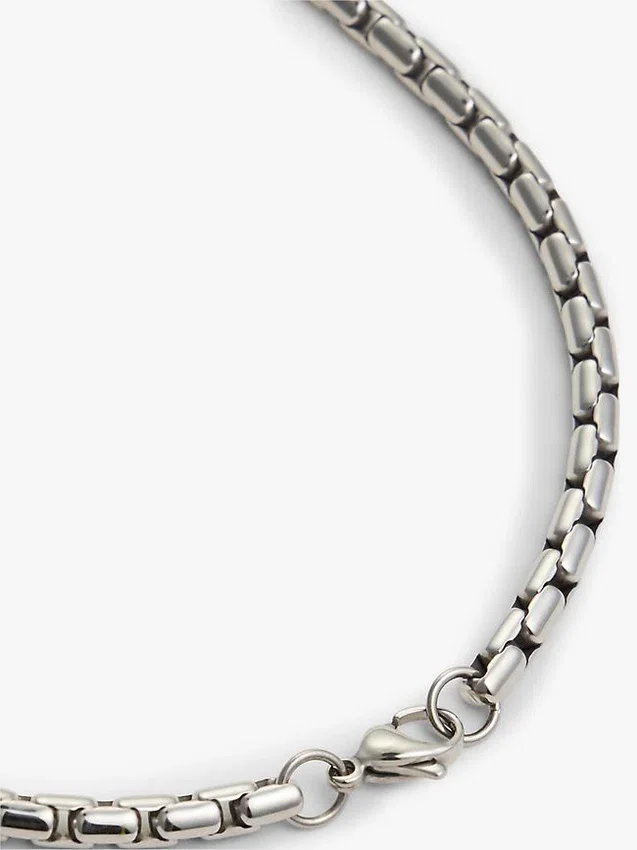 Flag Chain Link Necklace Flag Chain Link Necklace