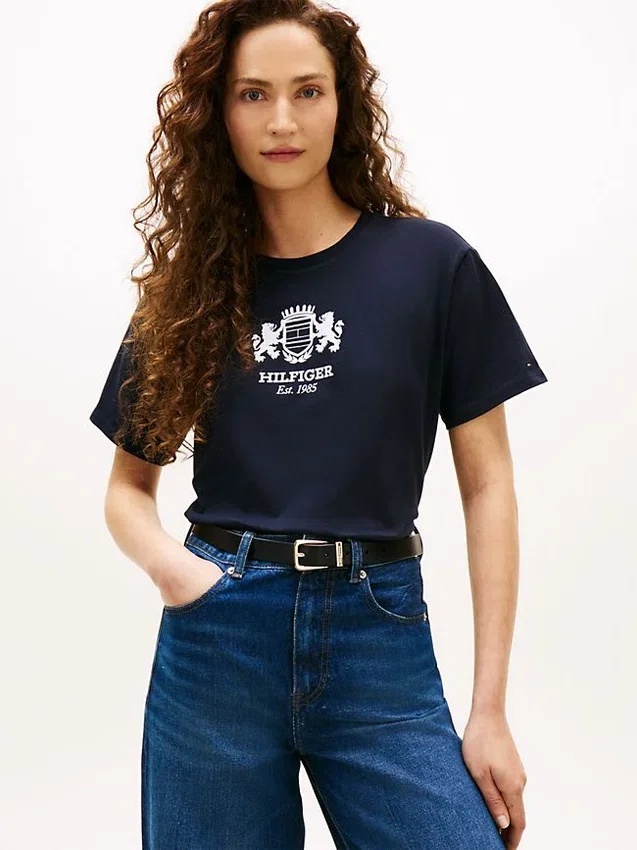 Hilfiger Crest Logo T-Shirt Hilfiger Crest Logo T-Shirt