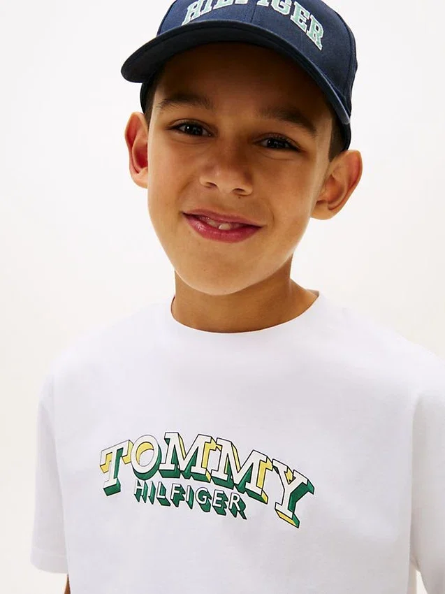 Kids’ 3D Logo Graphic T-Shirt Kids’ 3D Logo Graphic T-Shirt