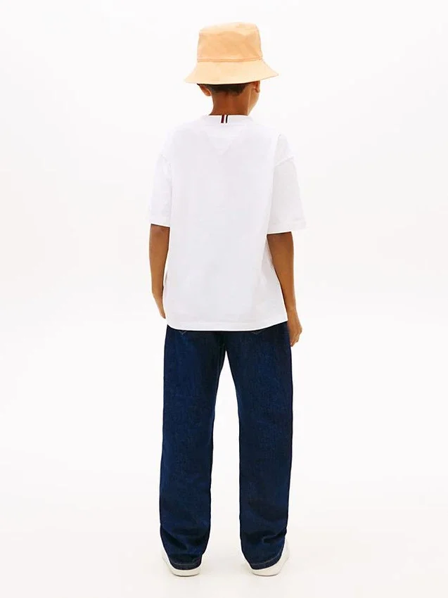 Kids’ 3D Logo Graphic T-Shirt Kids’ 3D Logo Graphic T-Shirt