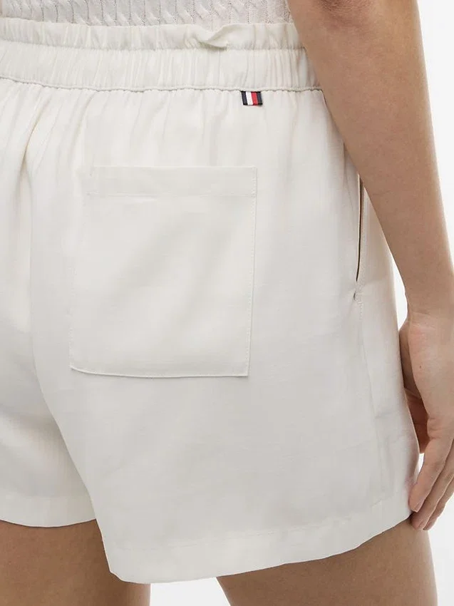 Lightweight Pull-On Short Lightweight Pull-On Short