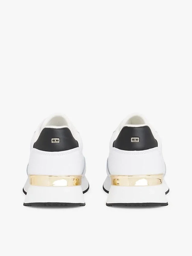 Metallic Accent Leather Runner Sneaker Metallic Accent Leather Runner Sneaker
