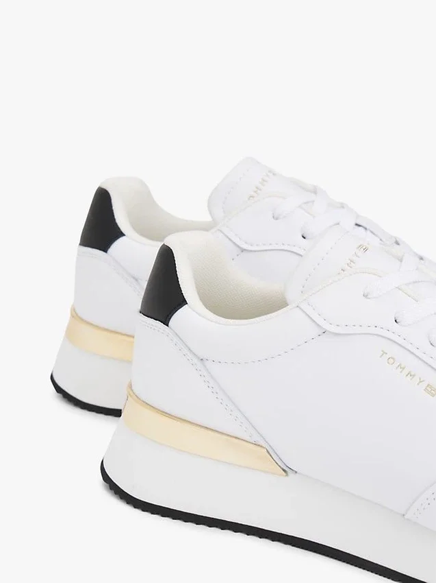 Metallic Accent Leather Runner Sneaker Metallic Accent Leather Runner Sneaker