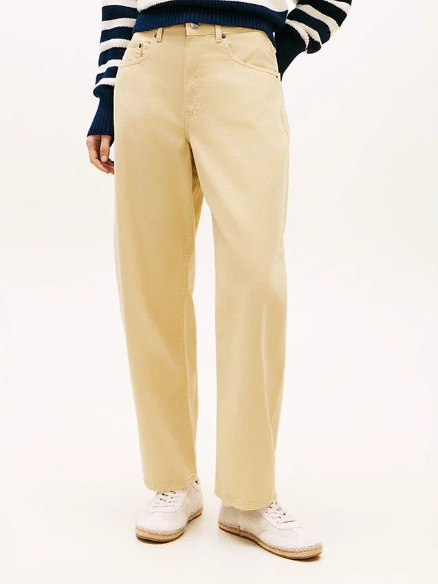 Mid-Rise Barrel Jean Mid-Rise Barrel Jean