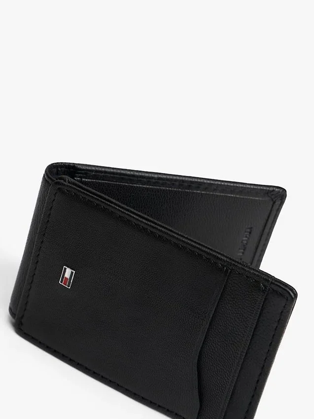 Pebbled Leather Magnetic Bifold Wallet Pebbled Leather Magnetic Bifold Wallet