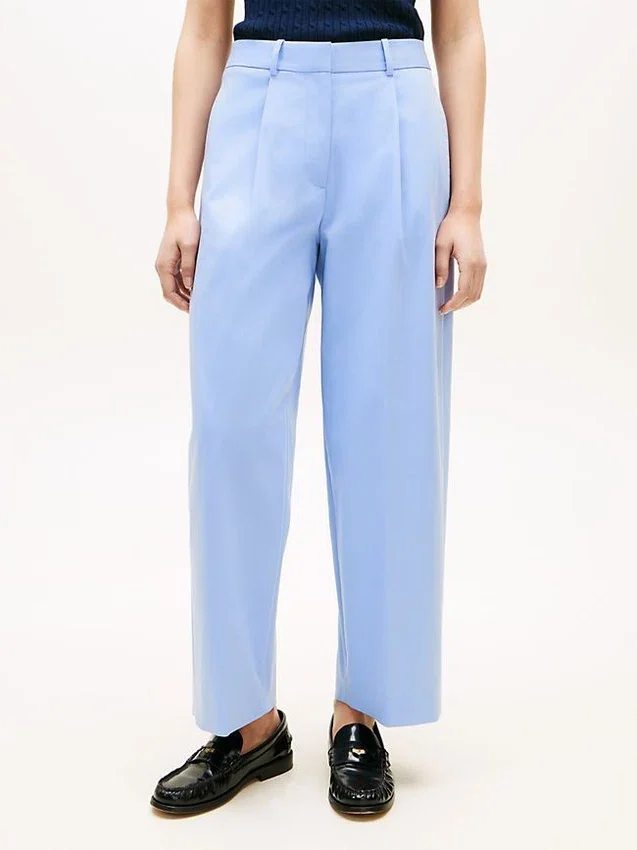 Pleated Twill Barrel Chino Pleated Twill Barrel Chino