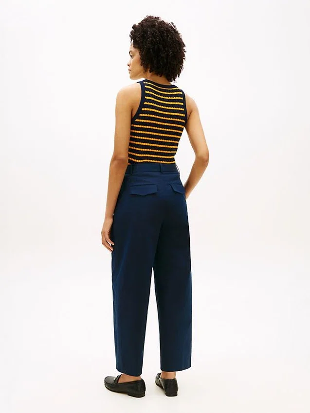 Pleated Twill Barrel Chino Pleated Twill Barrel Chino
