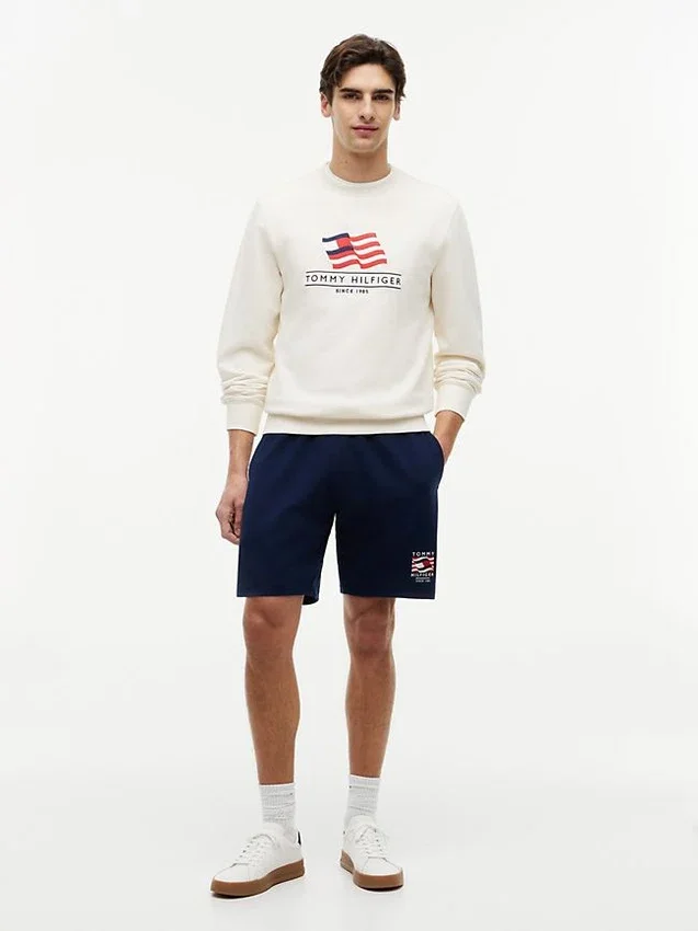 Regular Fit Wavy Flag Logo Sweatshort Regular Fit Wavy Flag Logo Sweatshort