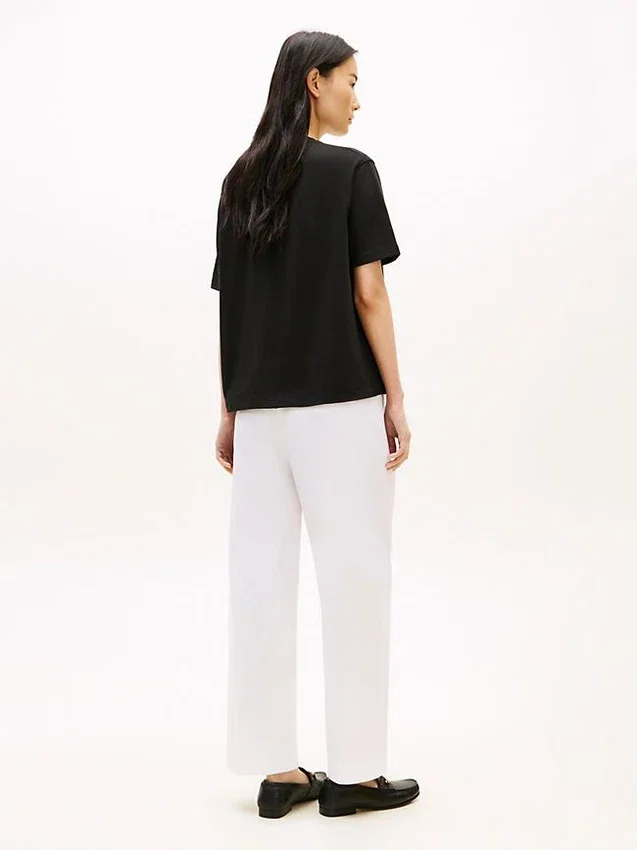 Relaxed Fit Gold-Button Pocket T-Shirt Relaxed Fit Gold-Button Pocket T-Shirt