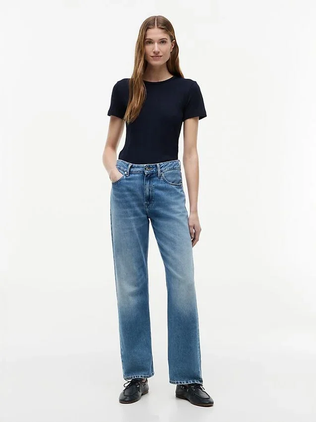 Slim Fit Pointelle Crewneck T-Shirt Slim Fit Pointelle Crewneck T-Shirt