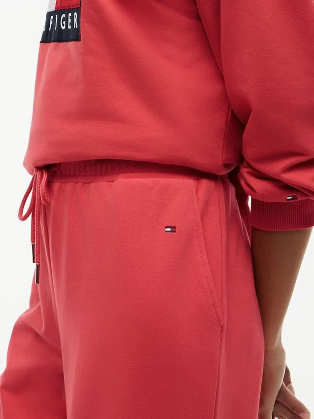 Straight-Leg Sweatpant Straight-Leg Sweatpant
