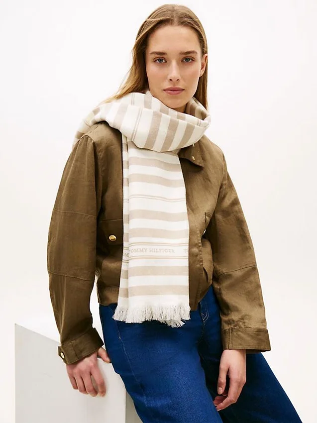 Stripe Cotton-Linen Blend Scarf Stripe Cotton-Linen Blend Scarf
