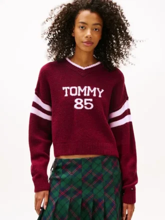 Tommy Jeans 85 Varsity V-Neck Sweater