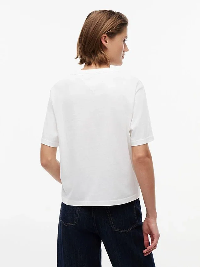 Tommy Jeans Badge Boxy T-Shirt Tommy Jeans Badge Boxy T-Shirt