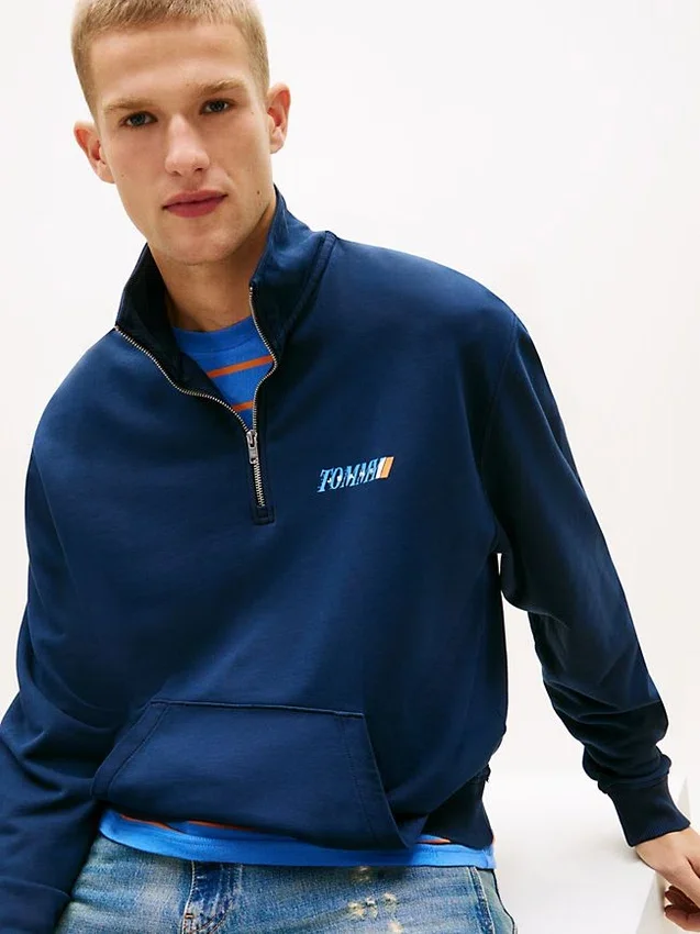Tommy Jeans Logo Quarter-Zip Sweatshirt Tommy Jeans Logo Quarter-Zip Sweatshirt