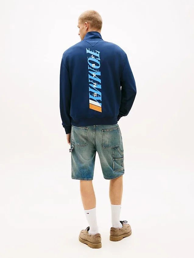 Tommy Jeans Logo Quarter-Zip Sweatshirt Tommy Jeans Logo Quarter-Zip Sweatshirt