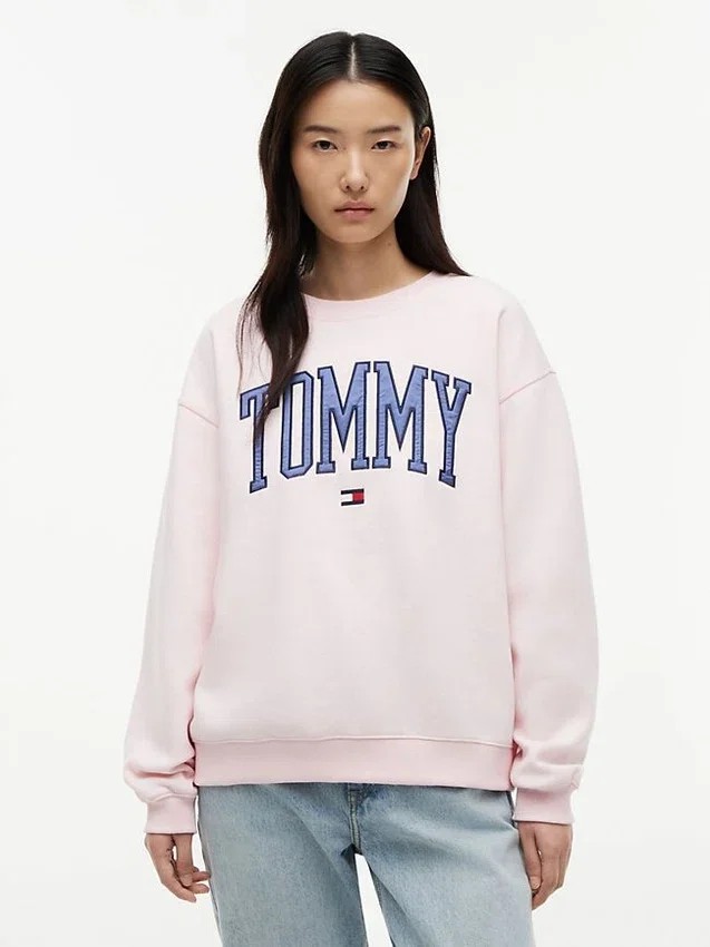 Varsity Tommy Logo Crewneck Sweatshirt Varsity Tommy Logo Crewneck Sweatshirt