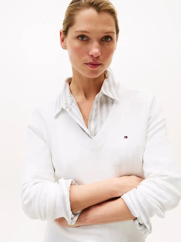 Viscose-Blend V-Neck Sweater Viscose-Blend V-Neck Sweater