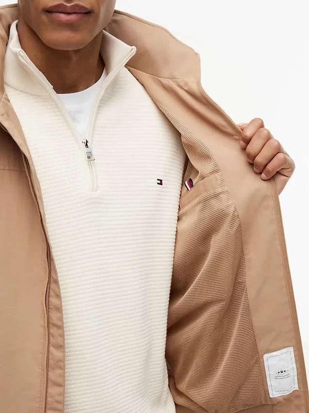 Water-Resistant Hooded Regatta Jacket Water-Resistant Hooded Regatta Jacket