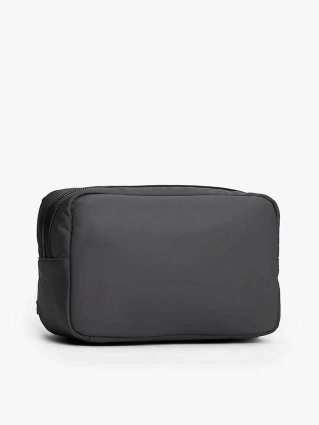 Water-Resistant Toiletry Bag Water-Resistant Toiletry Bag